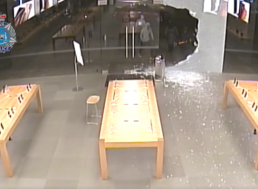 Apple Stores in Australia Robbed By Sledgehammer Wielding Thieves