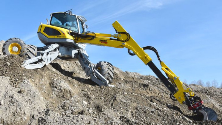 heavy equipment menzi muck