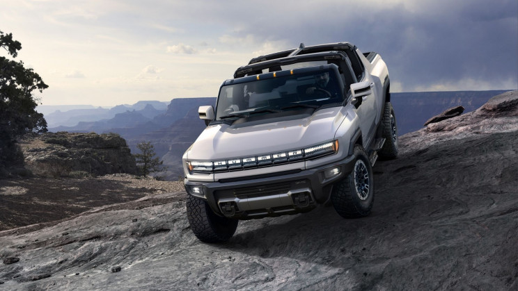 General Motors Is Building a Military Vehicle Based on the Hummer EV