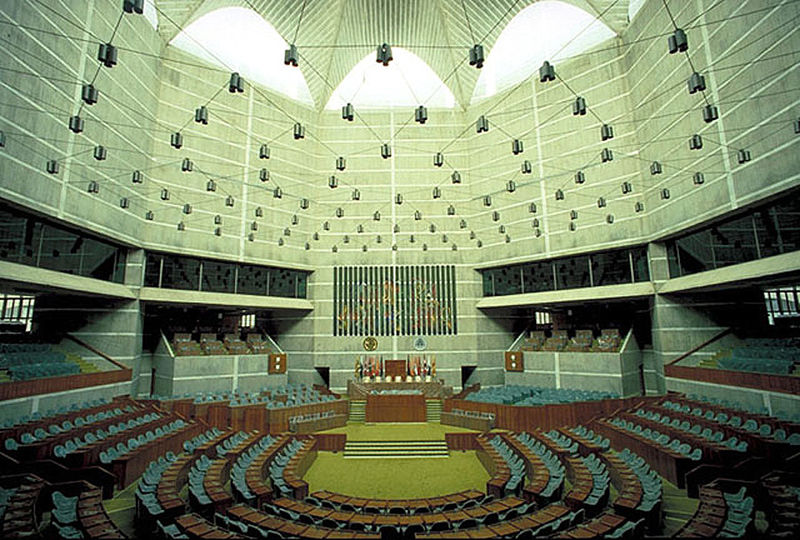 5 Interesting Facts About Louis Kahn’s National Assembly of Bangladesh 5 Interesting Facts About Louis Kahn’s National Assembly of Bangladesh