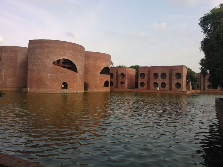 5 Interesting Facts About Louis Kahn’s National Assembly of Bangladesh 5 Interesting Facts About Louis Kahn’s National Assembly of Bangladesh