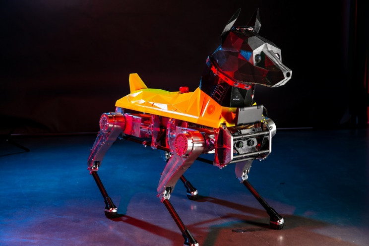 Scientists Create First Quadruped Robot With 3D Printed Doberman Pinscher Head
