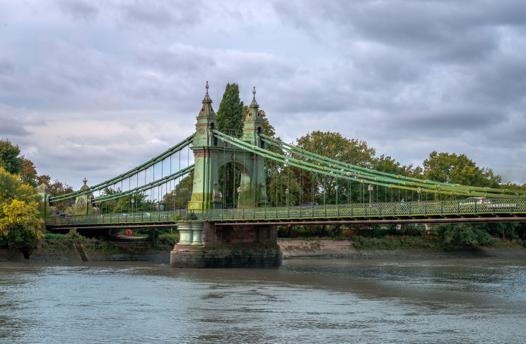 Wrapped in foil: Hammersmith Bridge is ready to take on the heat Wrapped in foil: Hammersmith Bridge is ready to take on the heat