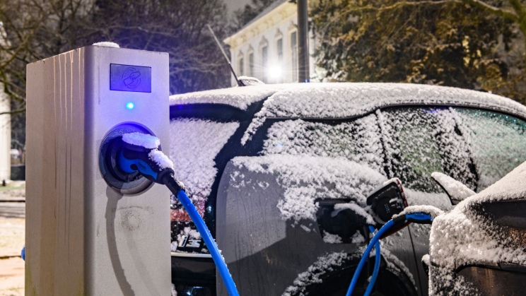 Adding bumpy anode to Lithium-ion batteries boosts performance in the cold