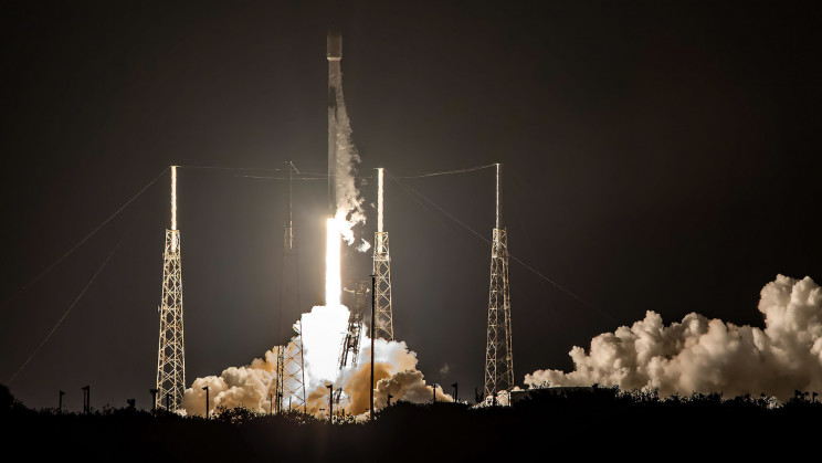 Starlink: SpaceX flies a Falcon 9 first stage for a record 12th time