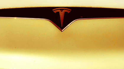 Elon Musk's Tesla Is Reportedly Plugging a Secret Super-Battery into Texas