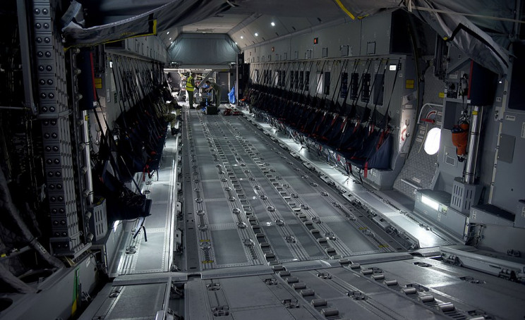 large vehicles empty A400M