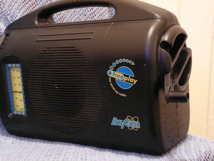 low tech inventions radio
