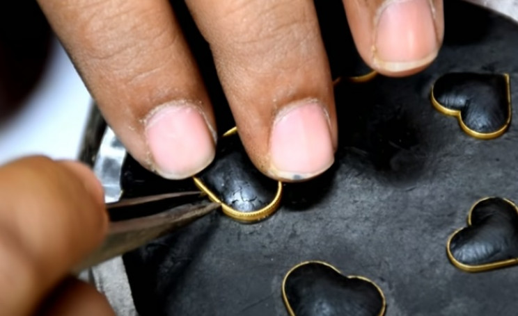 diy gold necklace new hearts