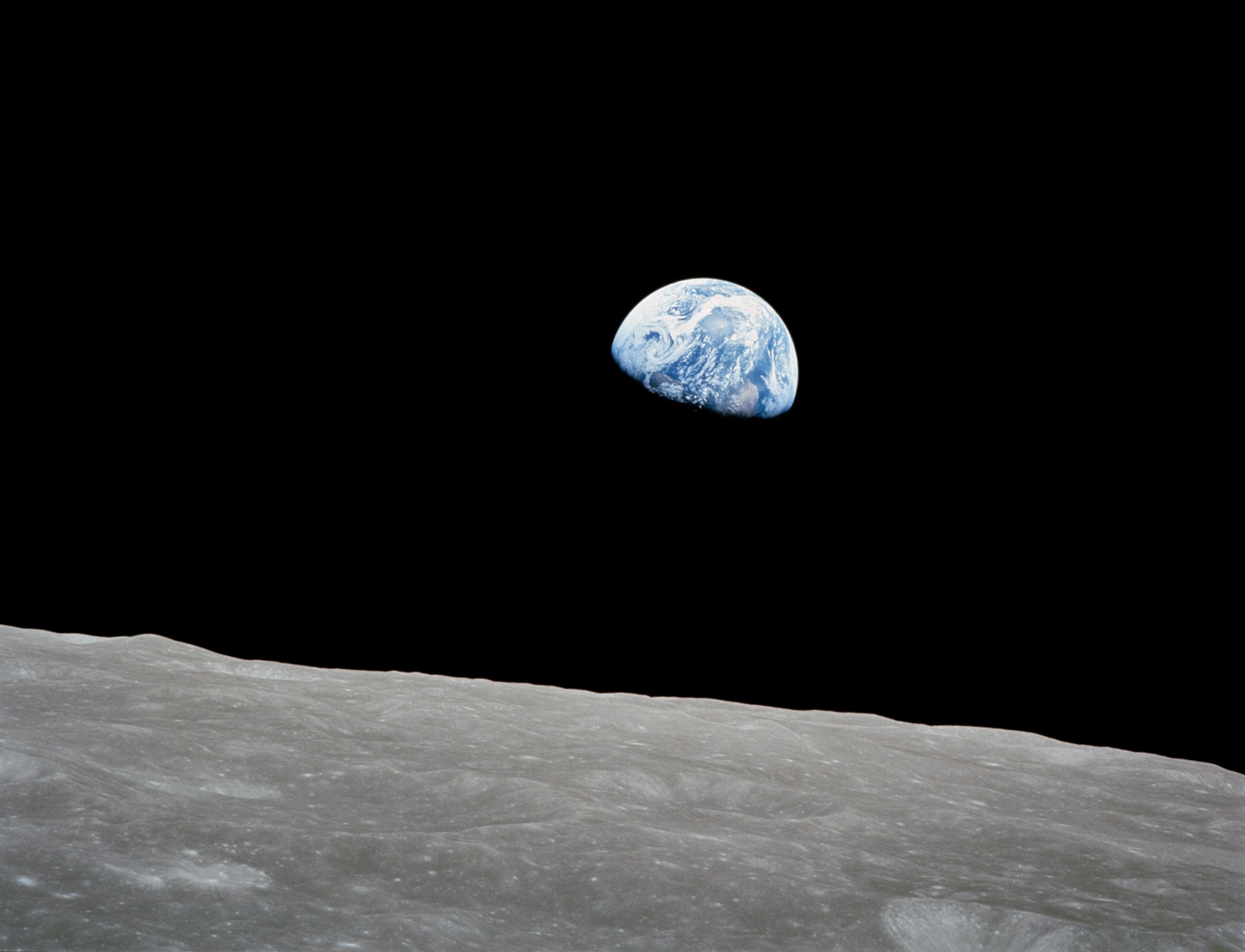 How Many Times Humans Have Been to the Moon | IE