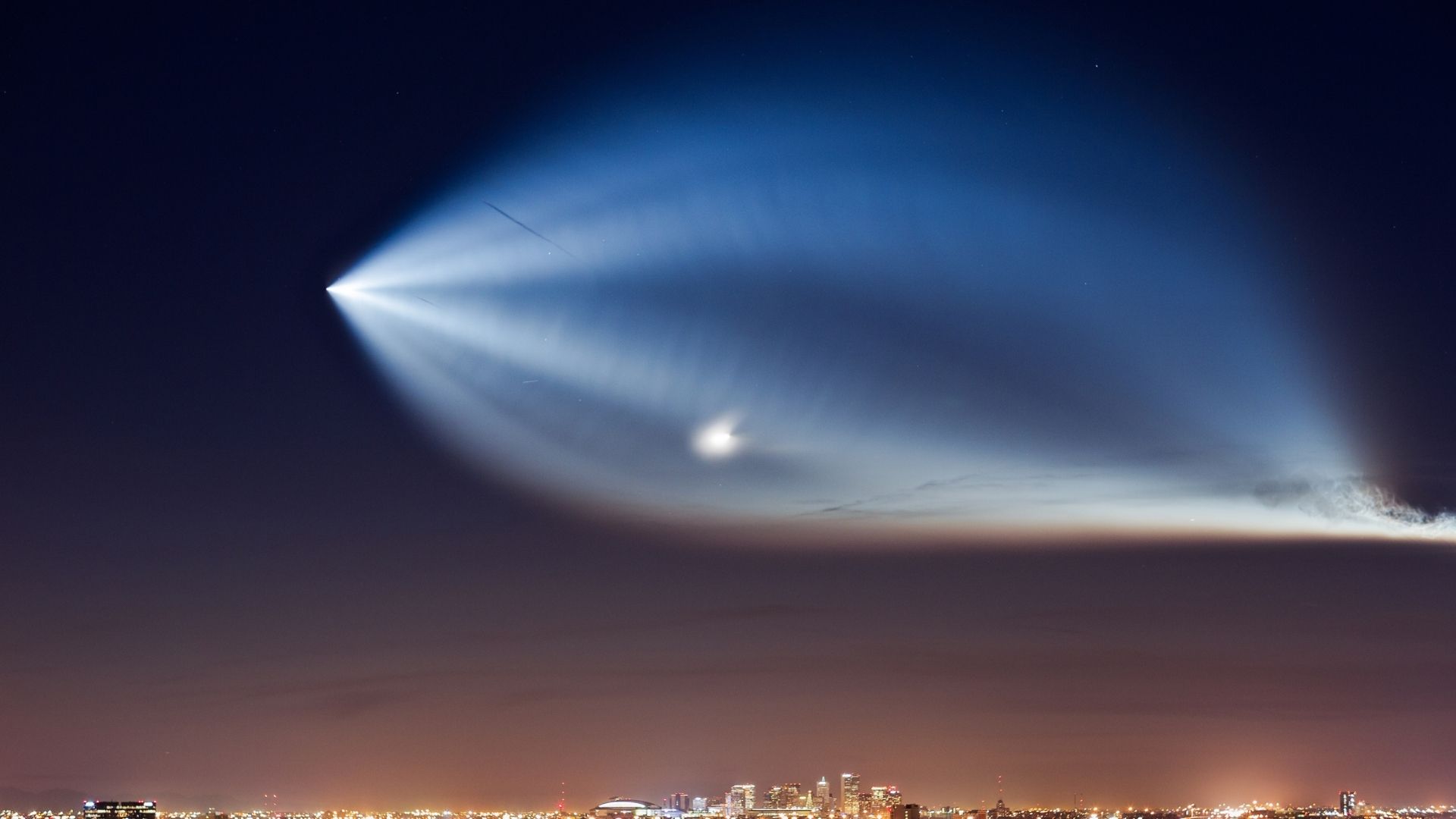 Space jellyfish SpaceX latest launch emits an eerie glowing cloud in the sky