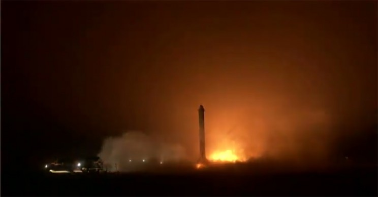 SpaceX Successfully Launches Falcon Heavy Rocket, Fails to Recover Center Core SpaceX Successfully Launches Falcon Heavy Rocket, Fails to Recover Center Core