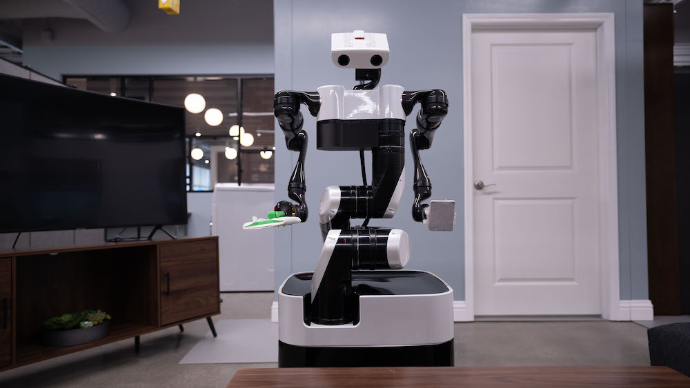 Toyota's New Butler Robot Hangs From the Ceiling Toyota's New Butler Robot Hangs From the Ceiling