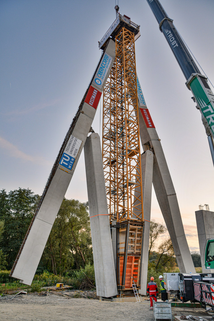 Engineers Unveil New Futuristic Bridge Construction Method, Modeled after the Umbrella Engineers Unveil New Futuristic Bridge Construction Method, Modeled after the Umbrella