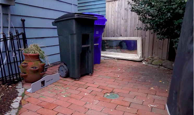 New Automated Trash Can Drives Itself to the Curb on Trash Day New Automated Trash Can Drives Itself to the Curb on Trash Day