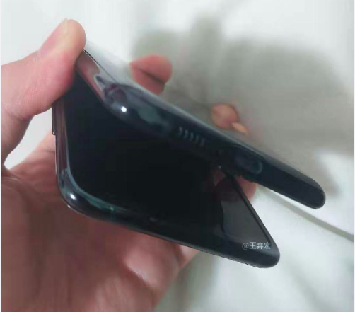 Next Samsung Foldable Smartphone May Look like This Clamshell Design Next Samsung Foldable Smartphone May Look like This Clamshell Design