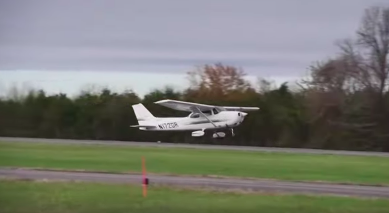 16-Year-Old Pilot Flies Much-Needed Medical Supplies to Rural Hospitals Amid Pandemic 16-Year-Old Pilot Flies Much-Needed Medical Supplies to Rural Hospitals Amid Pandemic