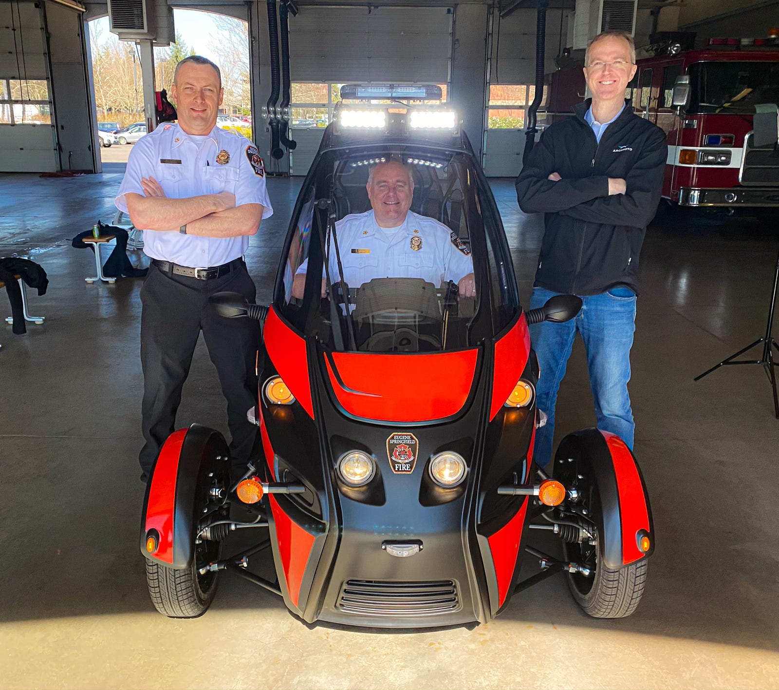 arcimoto-rapid-responder-6 Arcimoto Rapid Responder 6