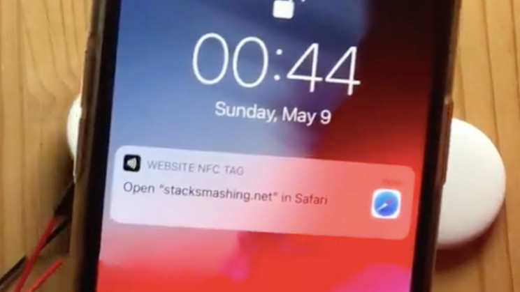 A Security Researcher Just Hacked into an AirTag