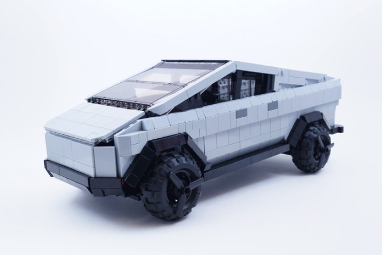 Fan Makes Amateur Lego Cybertruck, Now It May Just Become a Real Set