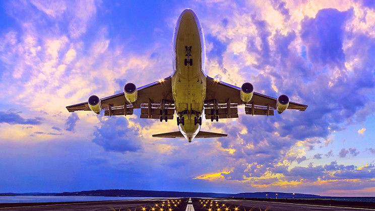 The White House Is Giving the Green Light for Vaccinated International Flights