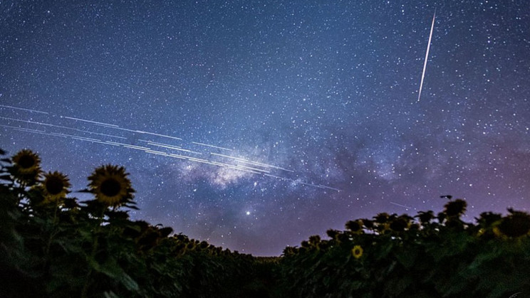 SpaceX Is Planning on Bringing Space-Based Internet Service to Aircraft