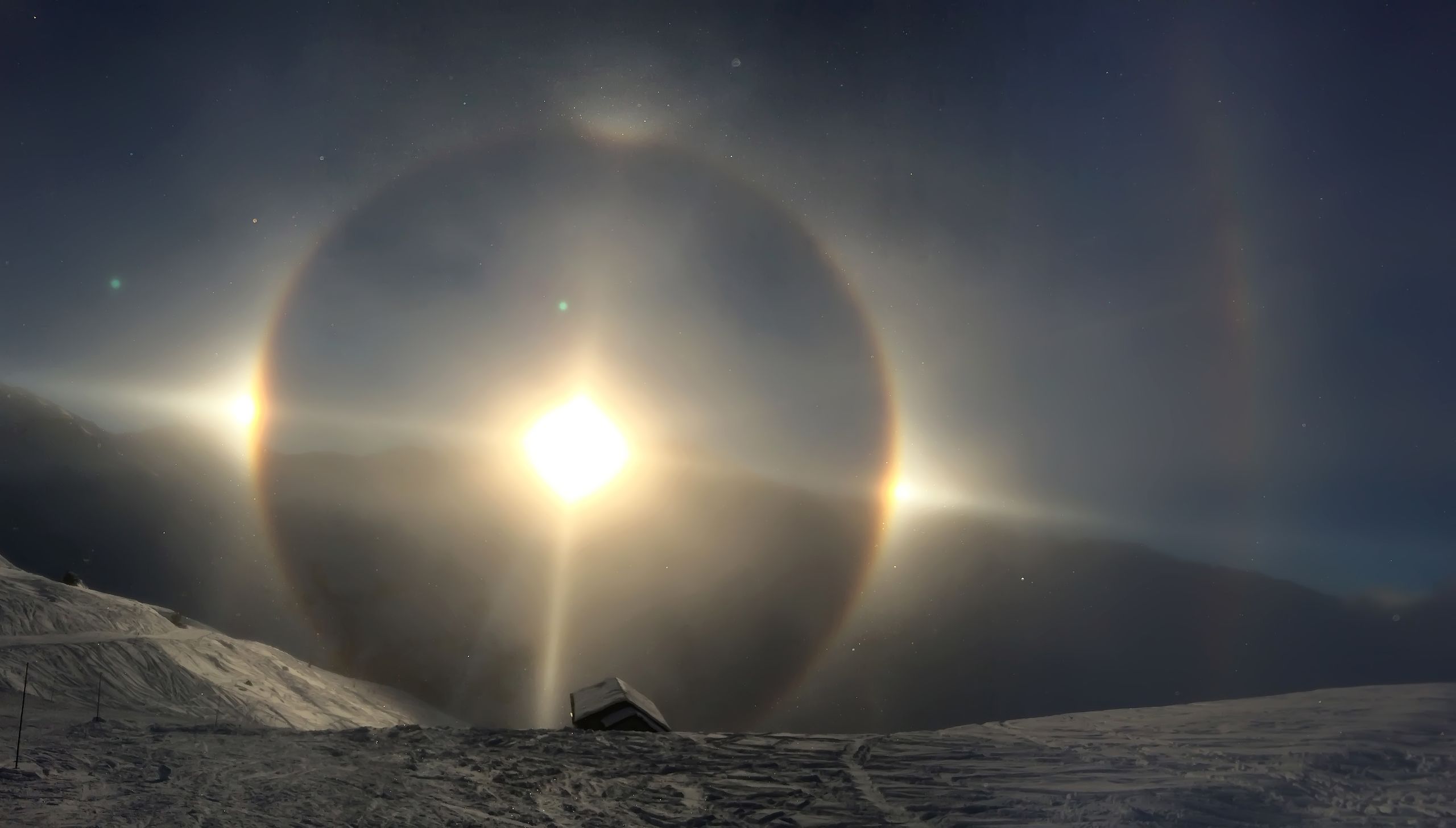 The Strangest Atmospheric Phenomena: From Moon Halos to a Green Flashes The Strangest Atmospheric Phenomena: From Moon Halos to a Green Flashes