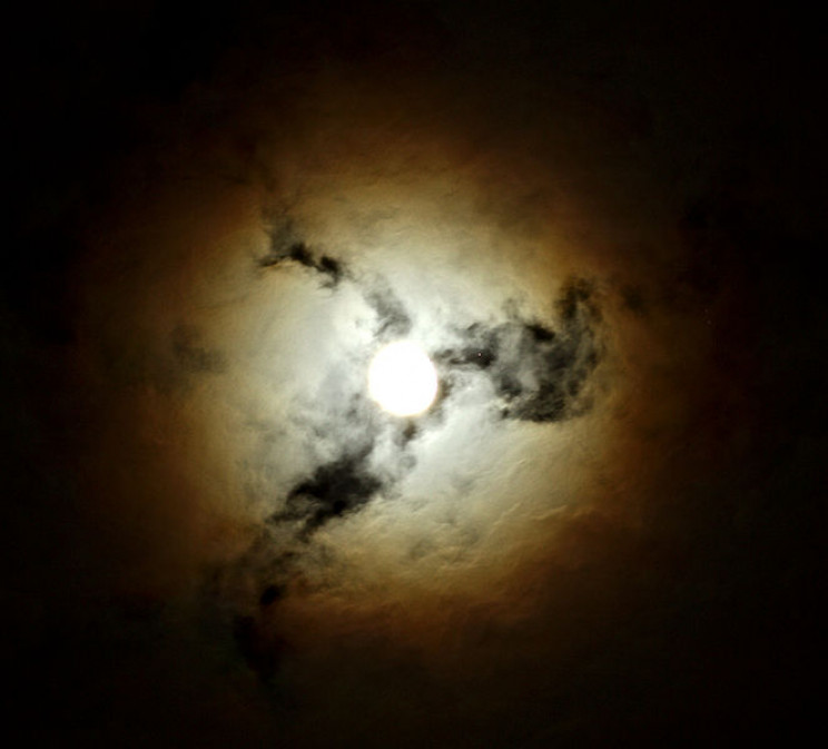The Strangest Atmospheric Phenomena: From Moon Halos to a Green Flashes The Strangest Atmospheric Phenomena: From Moon Halos to a Green Flashes