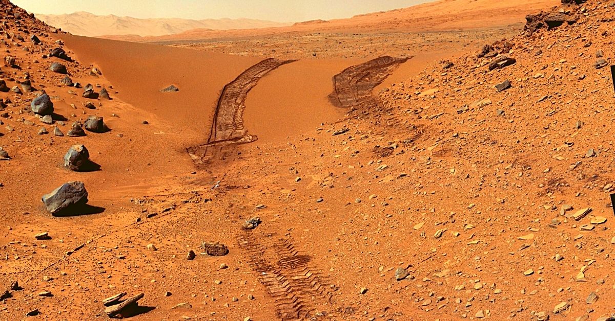 curiosity-mars-surface Curiosity Mars Surface