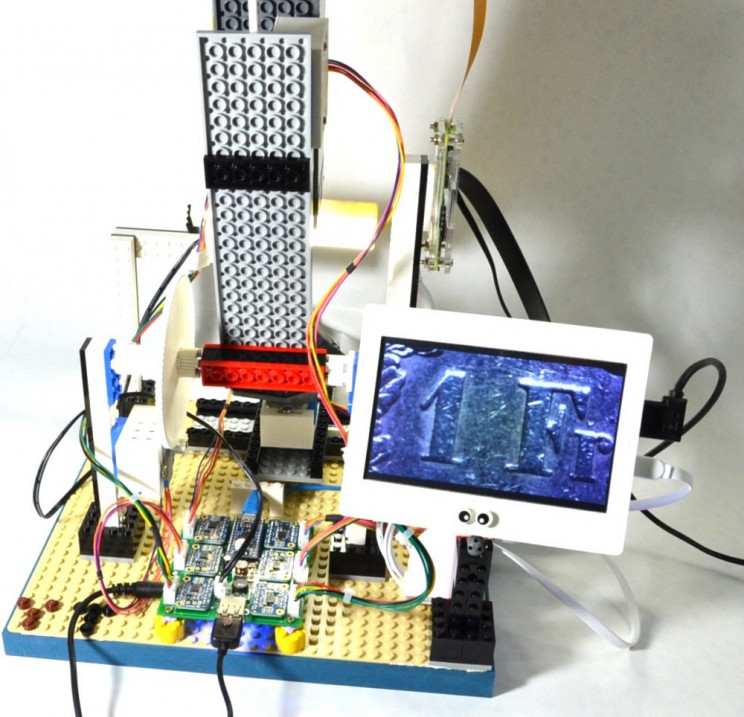 IBM Engineer Builds $300 Microscope Using LEGO, Arduino, and Raspberry Pi IBM Engineer Builds $300 Microscope Using LEGO, Arduino, and Raspberry Pi