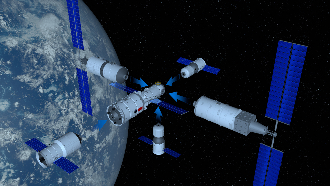 Here's How the Chinese Tiangong Space Station Compares to the ISS Here's How the Chinese Tiangong Space Station Compares to the ISS