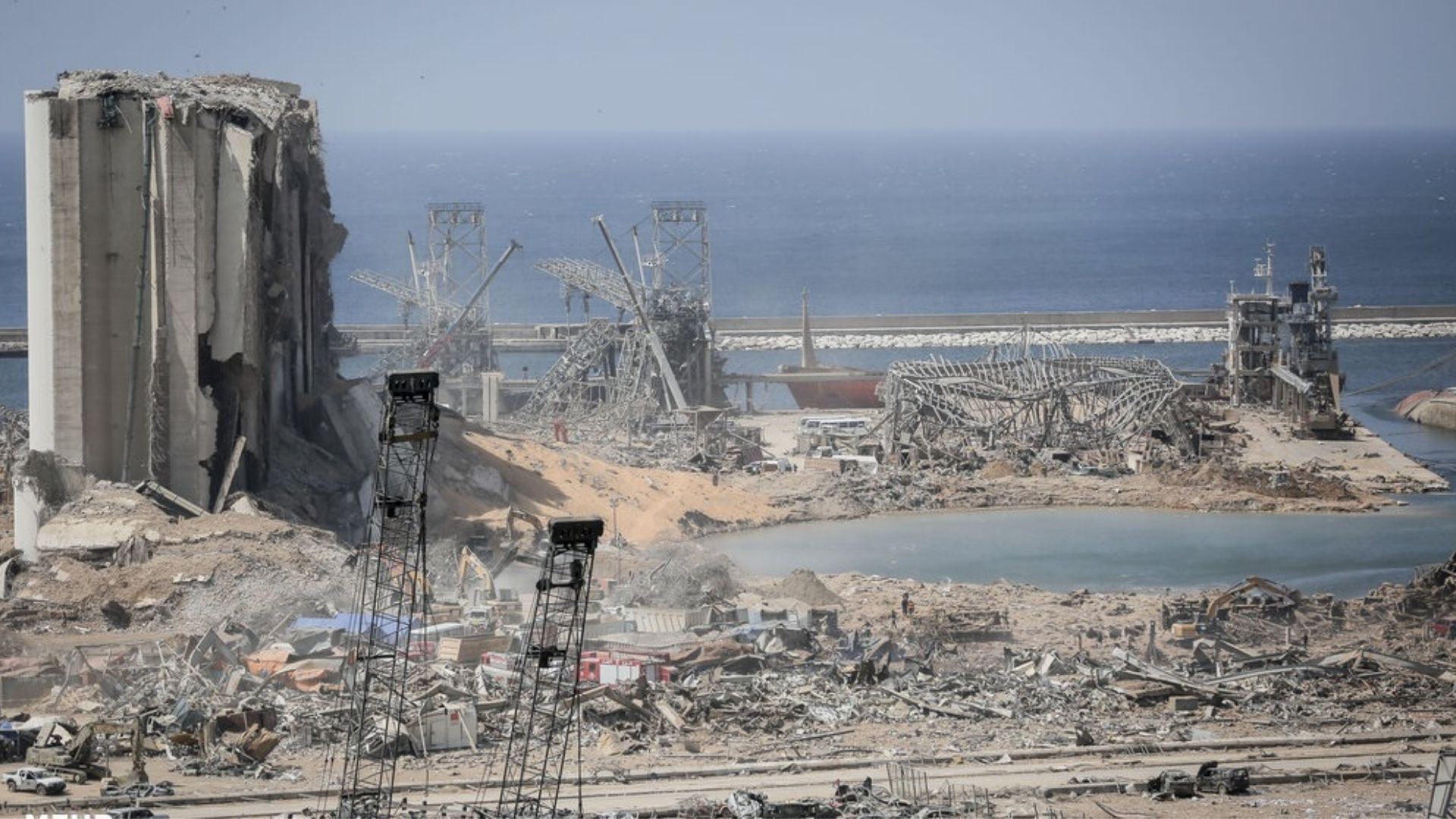 largest explosions ever beirut