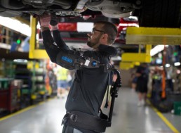 Better Workforce: How Wearable Tech Can Transform the Workplace