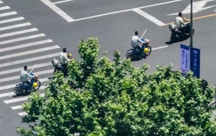 195 Gigapixel Panorama Photo of Shanghai Lets You Zoom in and Find Weird Things 195 Gigapixel Panorama Photo of Shanghai Lets You Zoom in and Find Weird Things