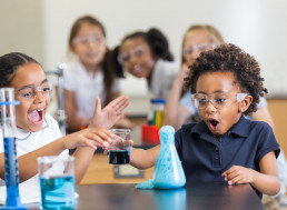 Forget Singing, Science Experiment Gives Miss Virginia the Win