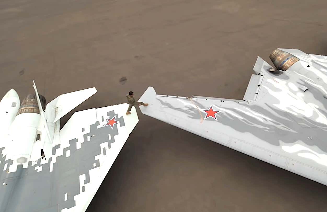 russian-drone-fighter-wing-walk Russian Drone Fighter Wing Walk
