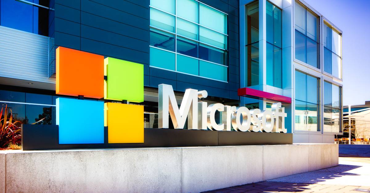 Microsoft Beats Amazon to Win 10 Billion Pentagon Defense Contract