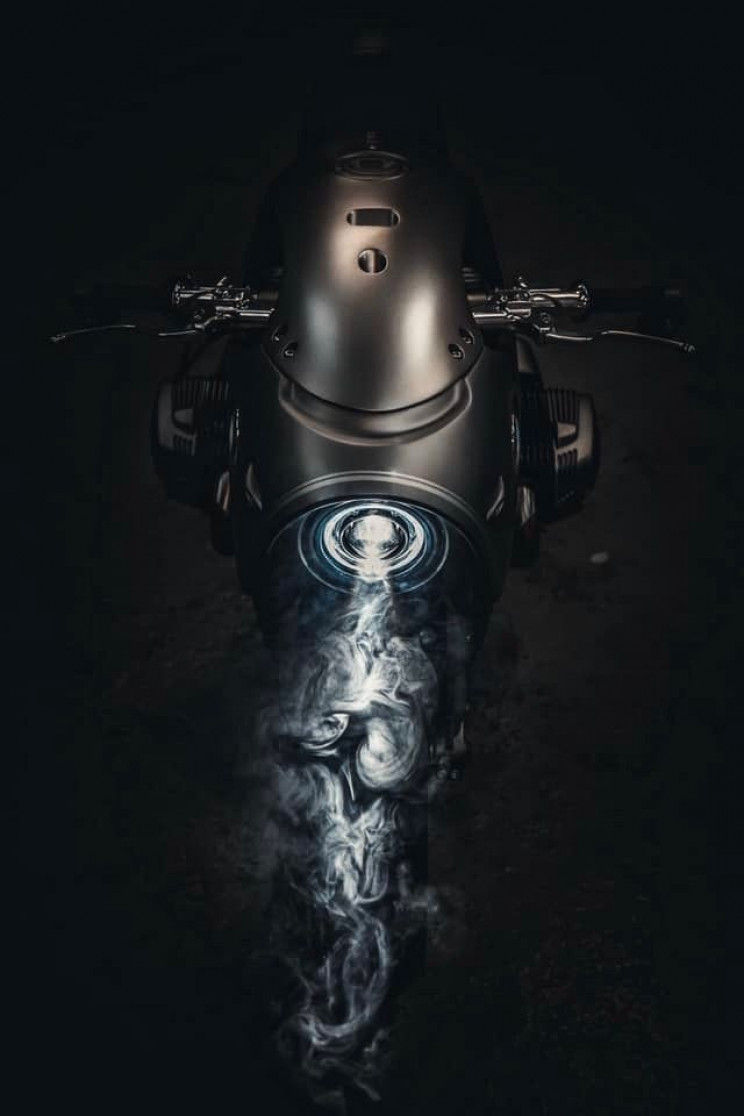 Moscow-Based Garage Unveils Steampunk Inspired Custom-Made BMW R9T Moscow-Based Garage Unveils Steampunk Inspired Custom-Made BMW R9T
