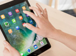 These Apple iPads and Laptops Are All on Sale Today