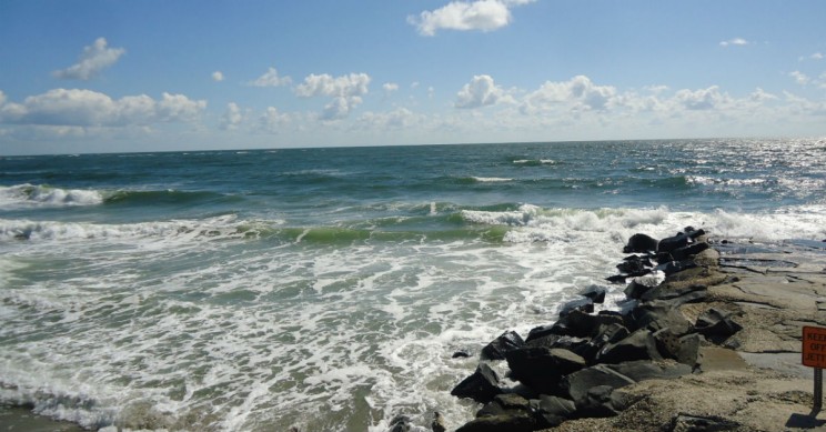 Huge Freshwater Aquifer Has Been Found under the Atlantic Ocean