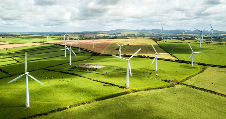 Renewable Energy Overtakes Fossil Fuels in the UK for the First Time Ever