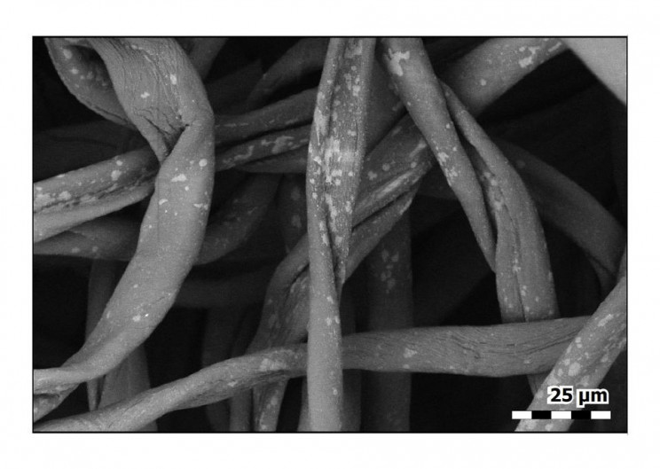 Cloth Face Masks Under a Microscope Reveal Spectacular Views Cloth Face Masks Under a Microscope Reveal Spectacular Views