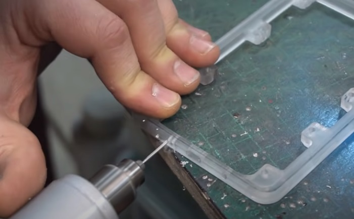 cyberpunk2077 radio ipod holes