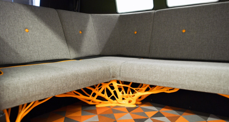 Volkswagen's 1962 Microbus Gets an Electric, Designer, and Slick Revamp Volkswagen's 1962 Microbus Gets an Electric, Designer, and Slick Revamp