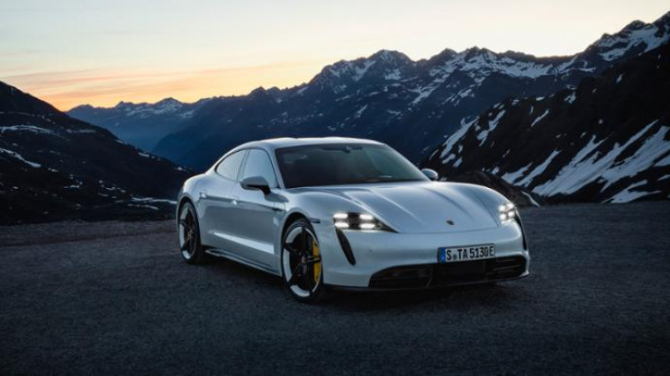 The Electric Porsche That Caused A Billionaire Beef Between Musk and Gates The Electric Porsche That Caused A Billionaire Beef Between Musk and Gates
