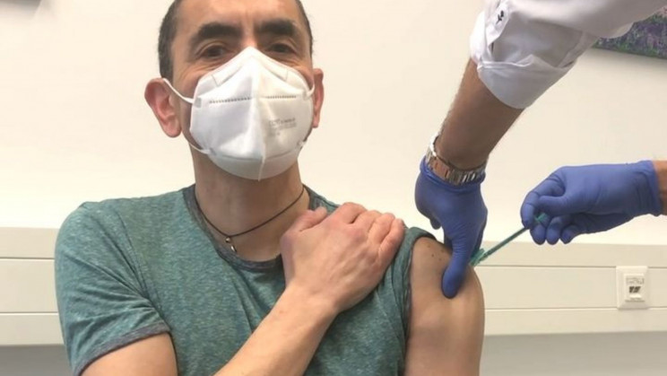 BioNTech CEO Shares Photo of His Vaccination After Rumors Persist