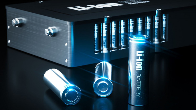 A new silicon battery design just beat Tesla's energy density