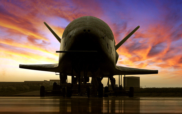 Ad Astra: The past, present, and future of spacecraft