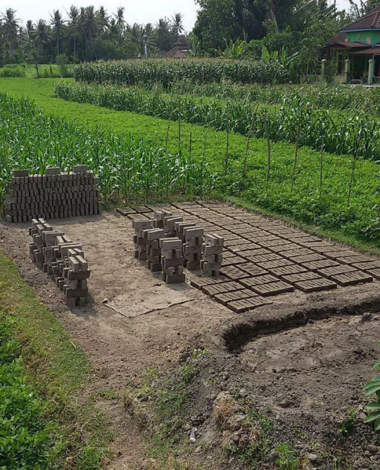 earliest inventions bricks