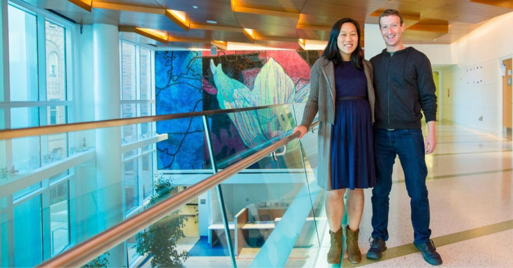 Mark Zuckerberg Commits $25 Million to Bill Gates' Research on COVID-19 Therapeutics